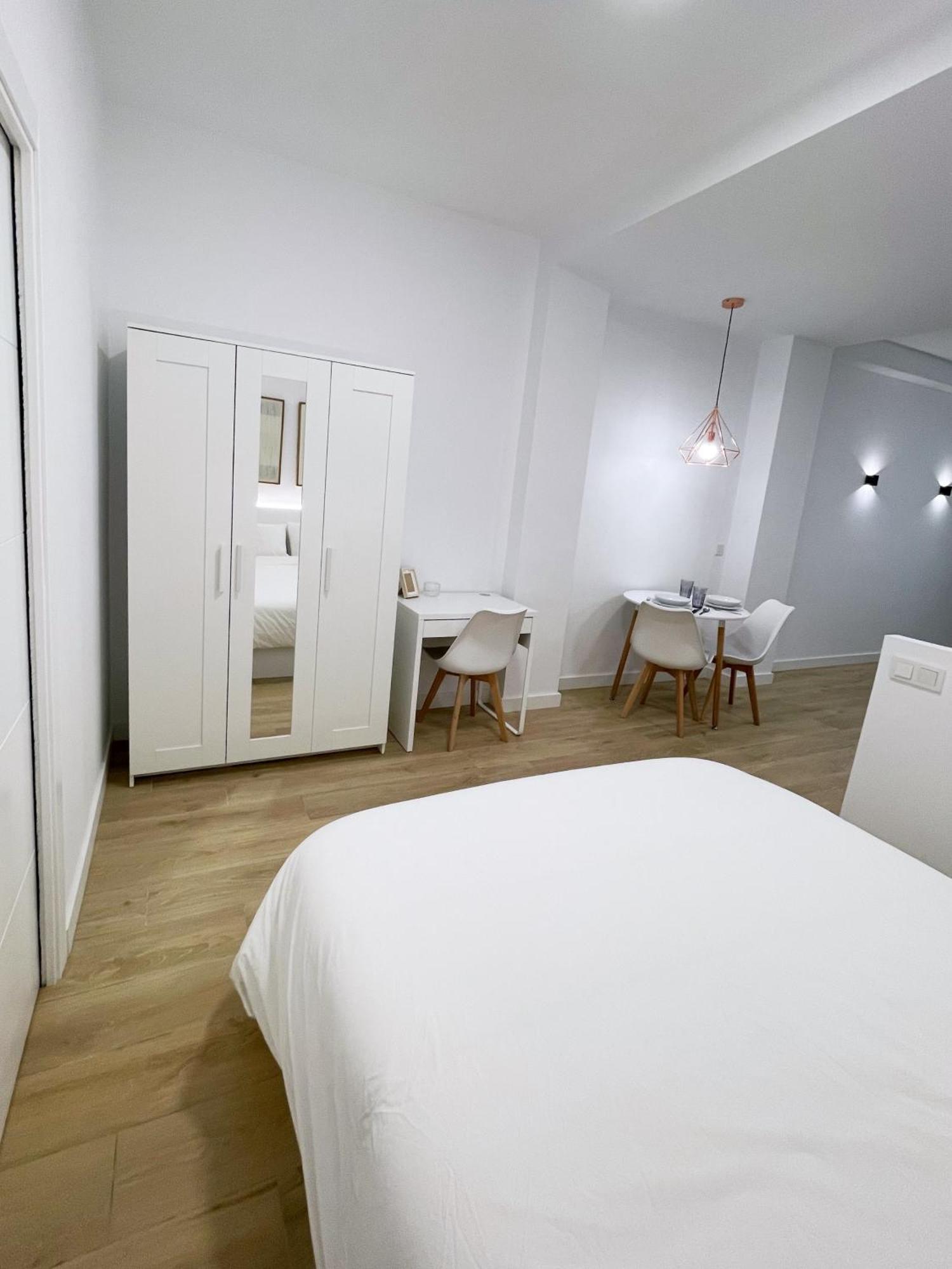 Loft Apartamento Carlos III L1A Córdoba Buitenkant foto